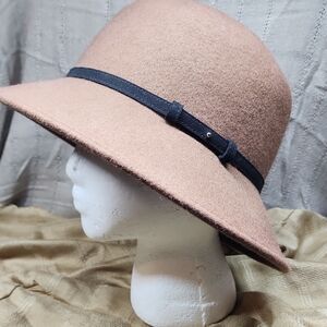 Apt. 9 Classic Brown Hat with Black Band (F)